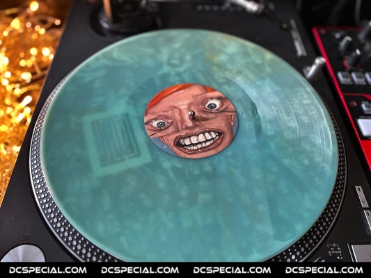 Tripped Vinyl 'MADINCH002 - Tripped - Transparant Blue Coloured Vinyl'